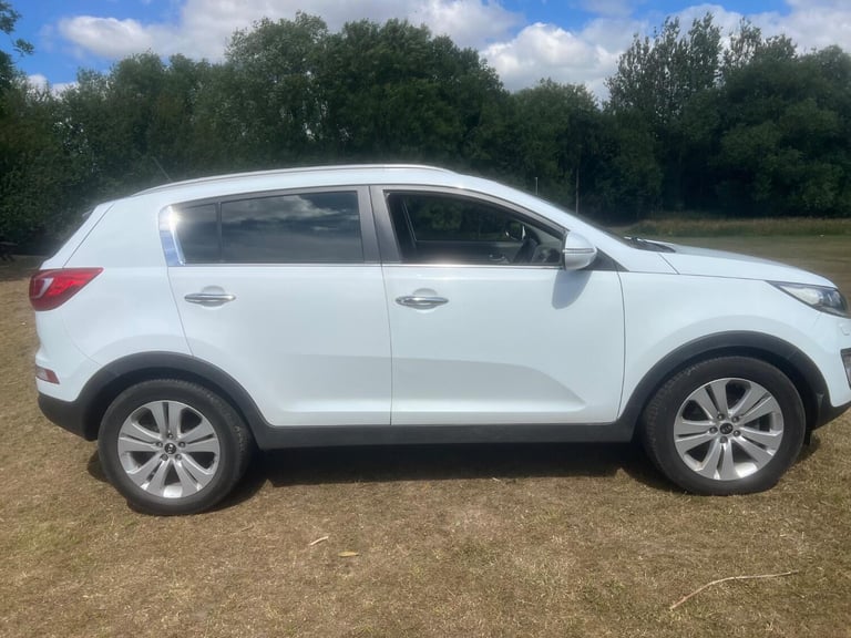 image for KIA SPORTAGE 2.0 CRDi KX-4 White Manual Diesel 2013
