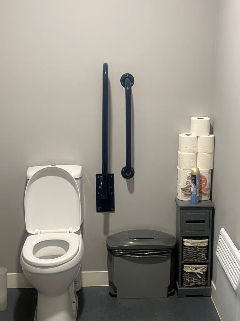 Domestic Cleaner & Commercial Cleaning Services - End Of Tenancy - House Deep Clean 🧹 🏠