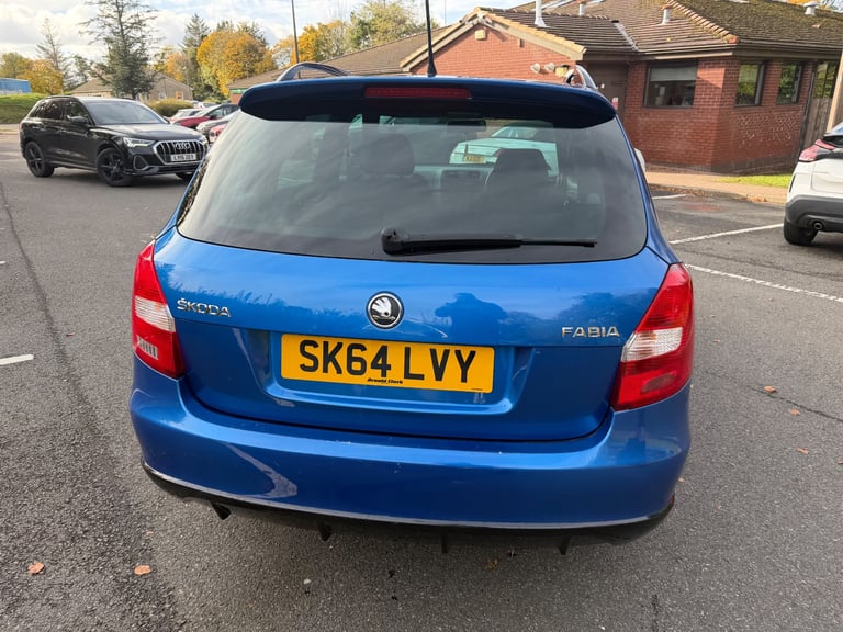 Skoda, FABIA, Estate, 2014, Manual, 1598 (cc), 5 doors