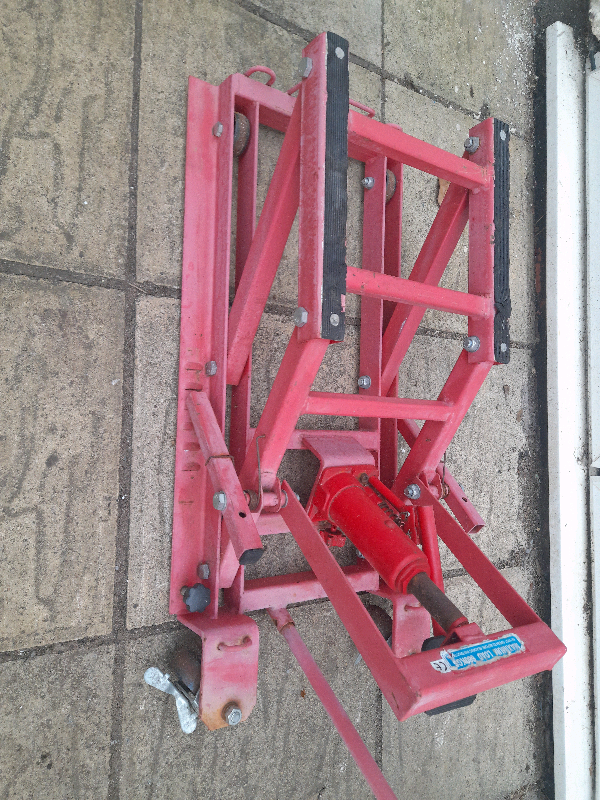 680KG, Motorcycle Lift, Ceased Piston (Any Offers)