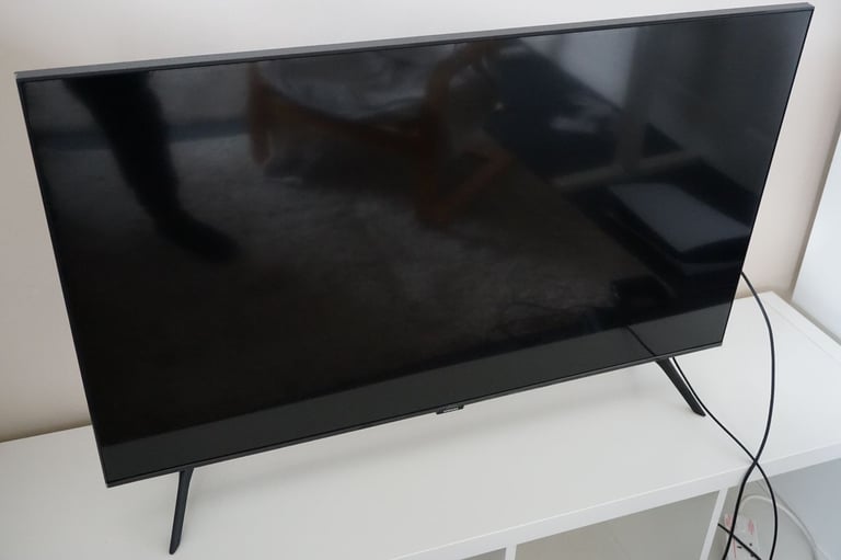 image for SAMSUNG 2023 CU7100 UHD 4K HDR Smart TV 43 INCH GREAT CONDITION COLLECTION ONLY