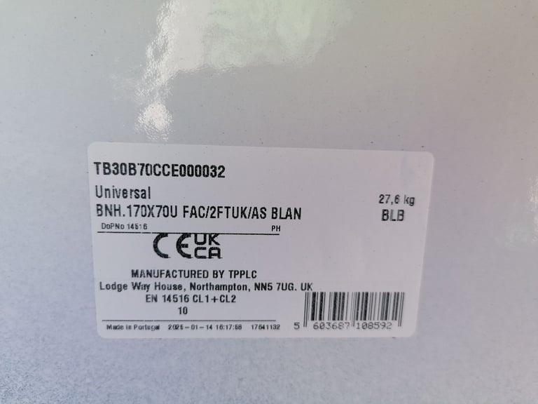 Wickes Avaris Steel Bath 1700 × 700 mm – Enamel Coated, Anti-Slip, Brand New