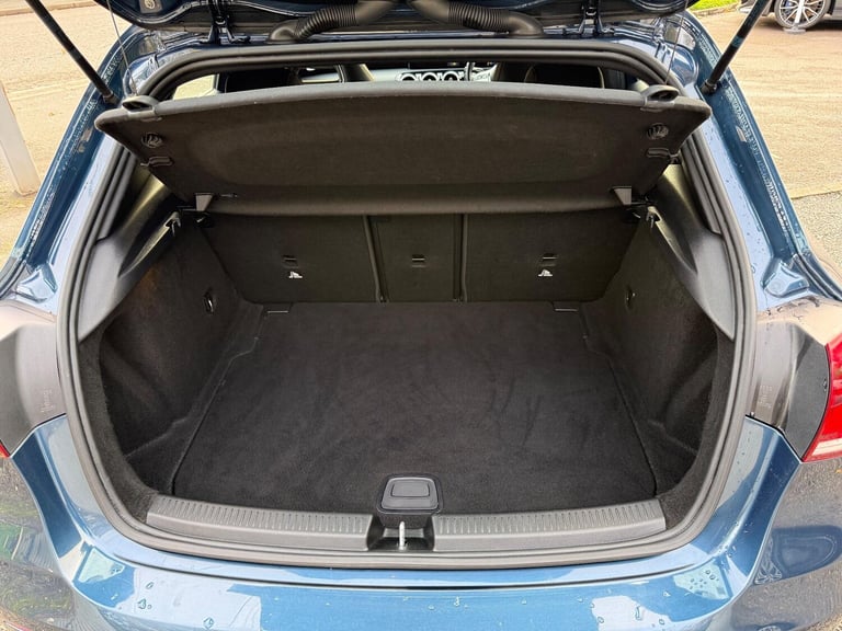 2019 Mercedes-Benz A-Class 1.3 A180 AMG Line (Executive) Euro 6 (s/s) 5dr HATCHBACK Petrol Manual