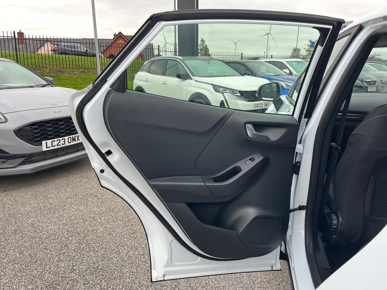 2024 Ford Puma 1.0 EcoBoost Hybrid mHEV Titanium 5dr Hatchback PETROL Manual