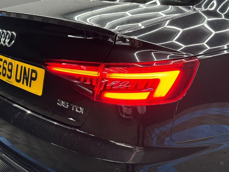 2019 Audi A4 2.0 TDI 35 Black Edition S Tronic Euro 6 (s/s) 4dr SALOON Diesel Automatic