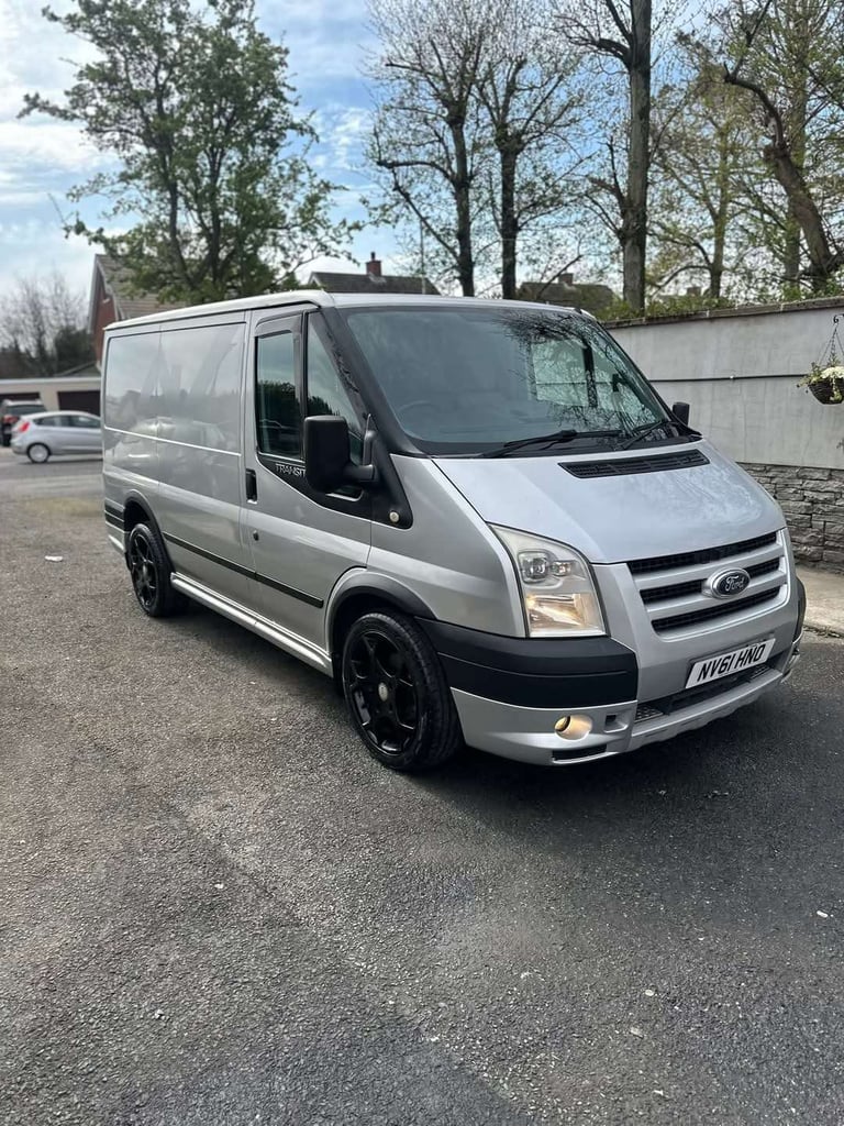 *price drop* Ford transit Sport 2.2 TDCI 6 speed manual