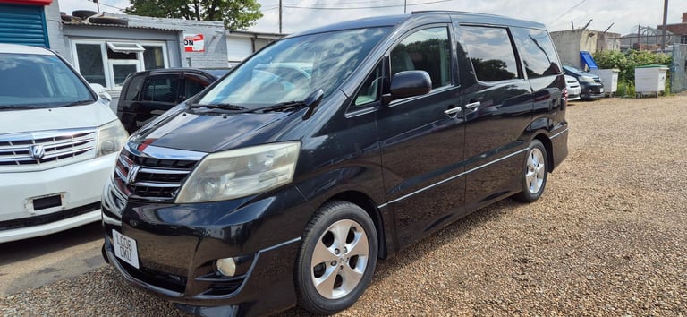 TOYOTA ALPHARD 2 BERTH CAMPERVAN WITH REAR CONVERSION AND FRIDGE