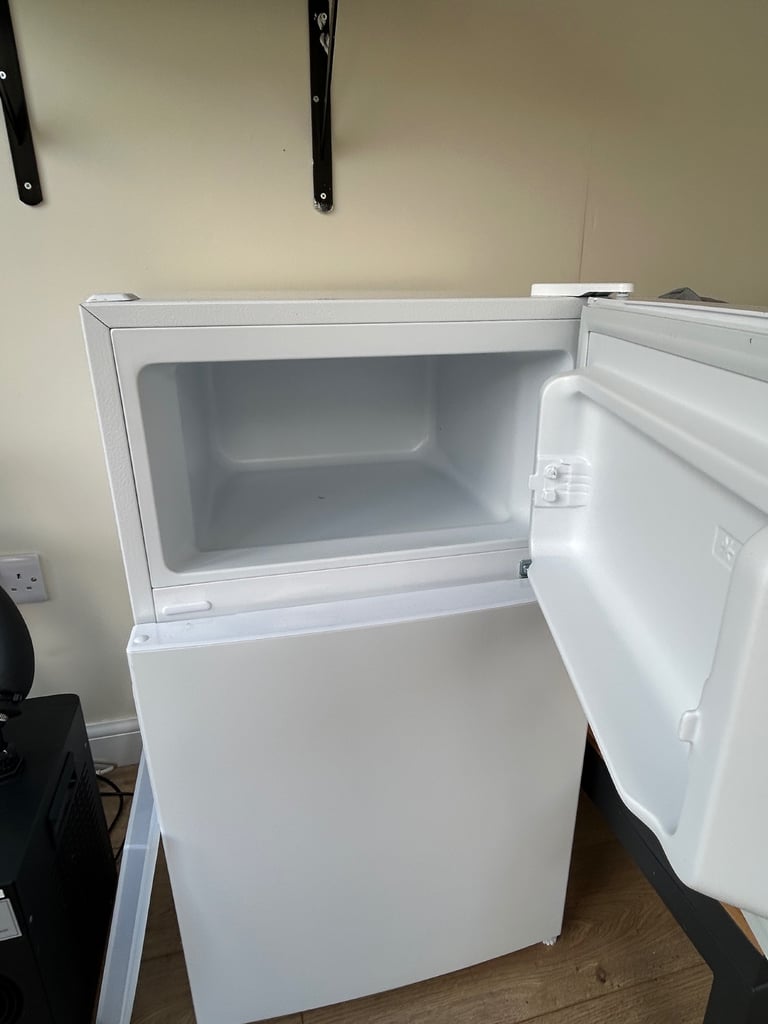 Small fridge freezer