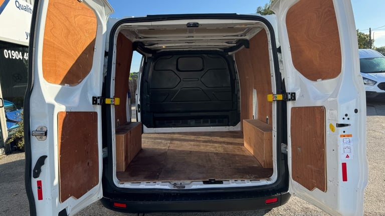 2023 Ford Transit Custom 2.0 280 EcoBlue Leader L1 H1 Euro 6 (s/s) 5dr PANEL VAN Diesel Manual