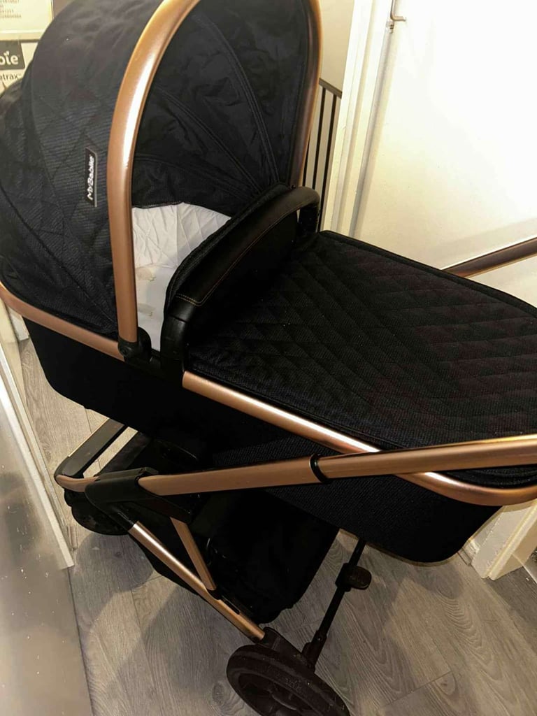 My babiie limited edition pram/pushchair 