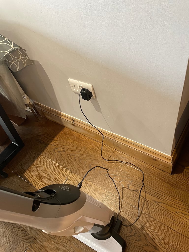 Cordless Bosch flexxo Hoover 