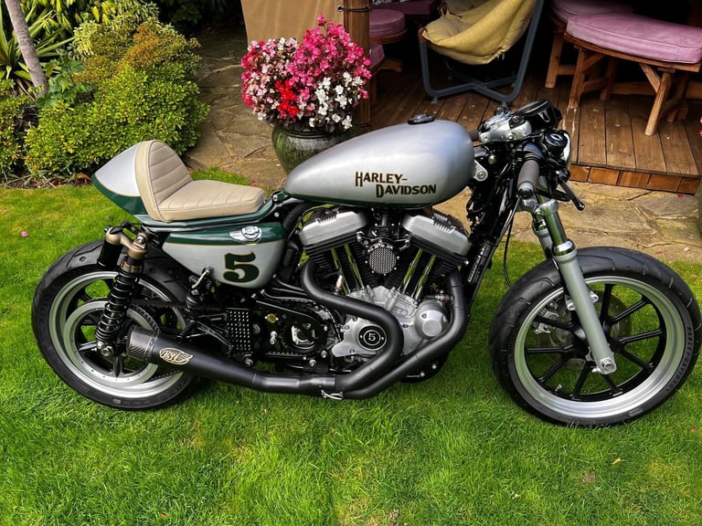 HARLEY DAVIDSON SPORTSTER 1200 CAFE RACER