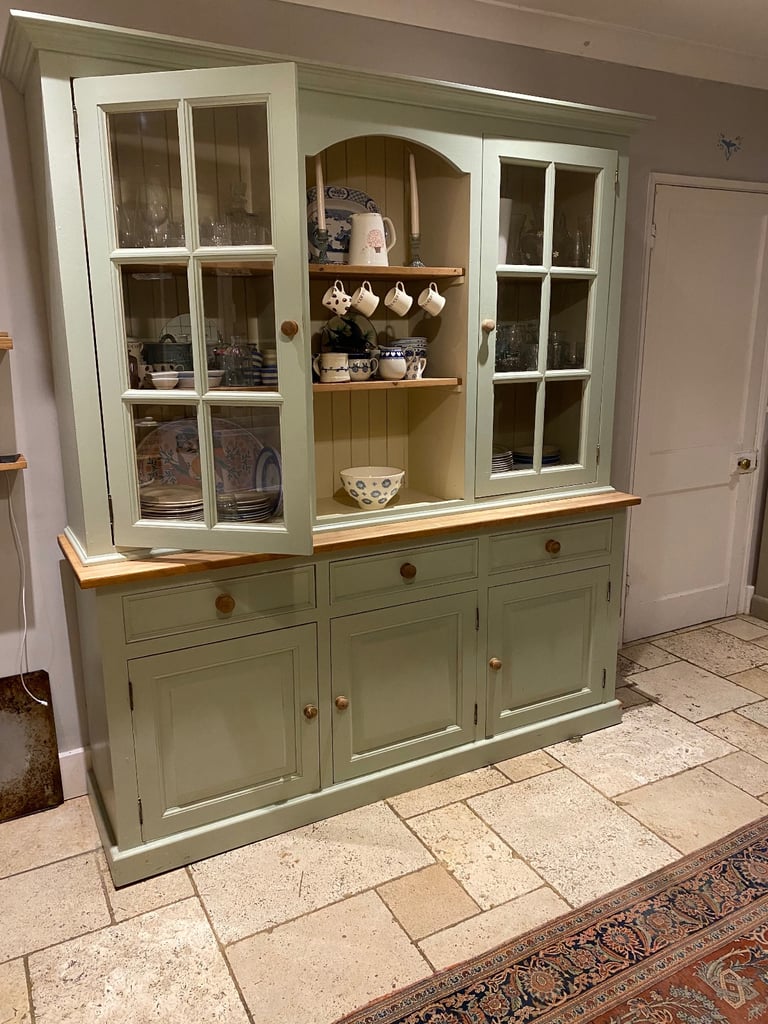 Country Kitchen Dresser - sage green