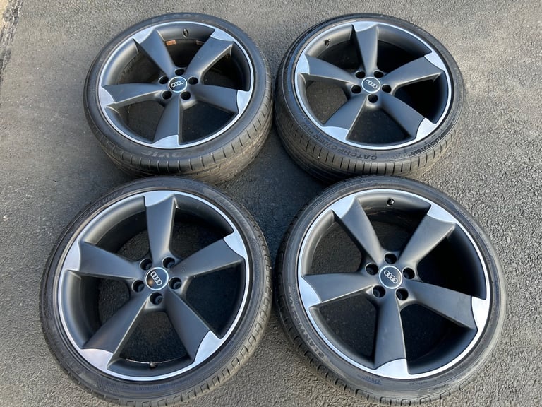 Audi q3 ttrs s line black adition alloy wheels 20inch 5x112