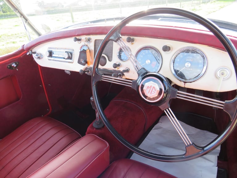 1959 MG MGA ROADSTER Convertible Petrol Manual
