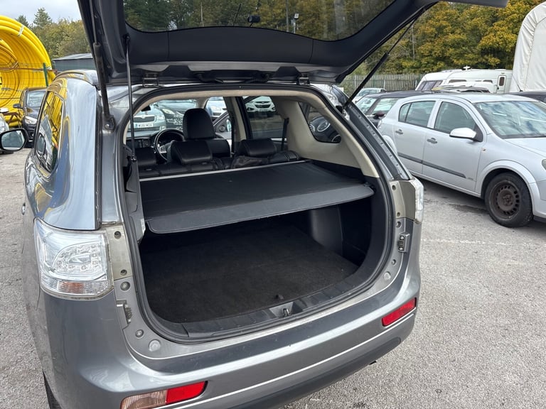 2014 Mitsubishi Outlander 2.0 PHEV GX4h 5dr Auto ESTATE Petrol Parallel Phev Automatic