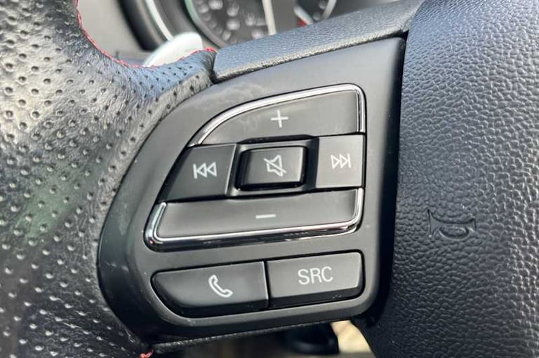 2021 MG MG HS 1.5 T-GDI Exclusive SUV 5dr Petrol DCT Euro 6 (s/s) (162 ps) SUV Petrol Automatic