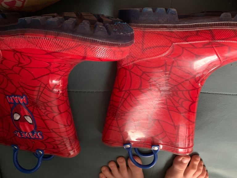 image for Size 12 spider man wellies 