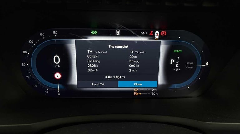 2025 Volvo XC90 Plus, T8 AWD Plug-in hybrid, Electric/Petrol, Dark, 7 Seats ESTATE Petrol/Electri...