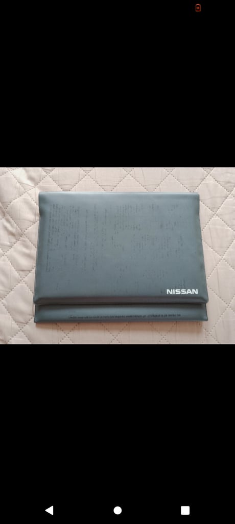 Nissan x trail T30 owners manual and folder 