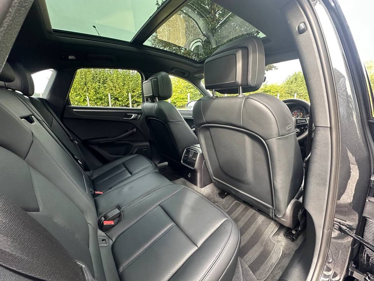 2024 Porsche Macan 5dr PDK SUV Petrol Automatic