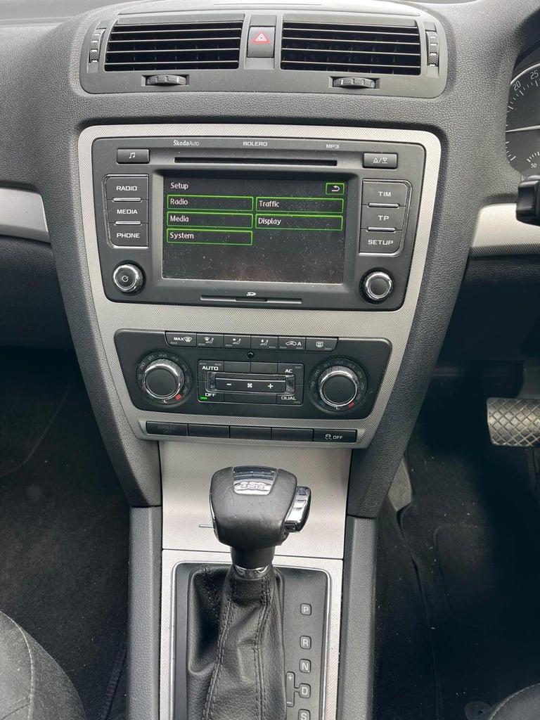 2010 Skoda Octavia 1.6 TDI CR Elegance 5dr DSG ESTATE Diesel Automatic