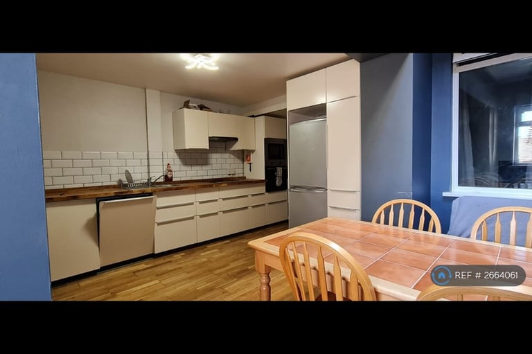 4 bedroom house in Wern Terrace, Port Tennant, Swansea, SA1 (4 bed) (#2664061)