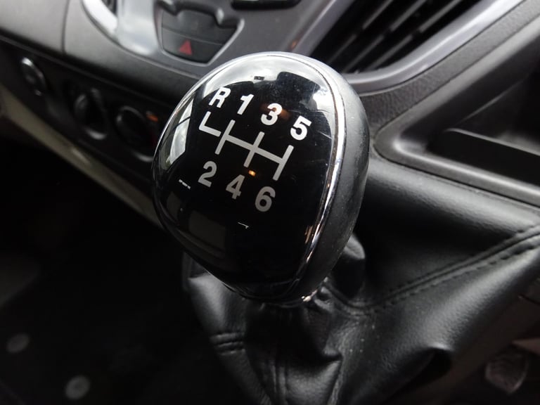 2017 17 REG FORD TOURNEO CUSTOM 310 TITANIUM DIESEL 9 SEATS MPV DAMAGED SALVAGE