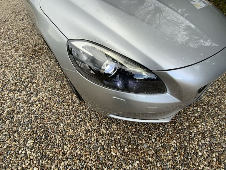 2014 Volvo V40 1.6 D2 SE Lux Nav Hatchback 5dr Diesel Manual Euro 5 (s/s) (115 ps) Hatchback Dies...