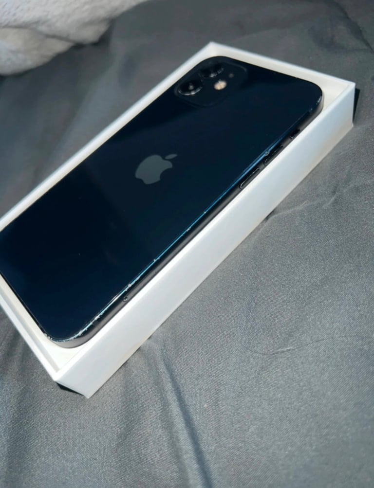 Apple iPhone 12 64GB 