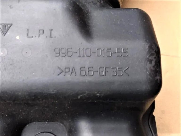 PORSCHE 911 996 3.6L ENGINE INLET MANIFOLDS 97-05 PARTS SPARES