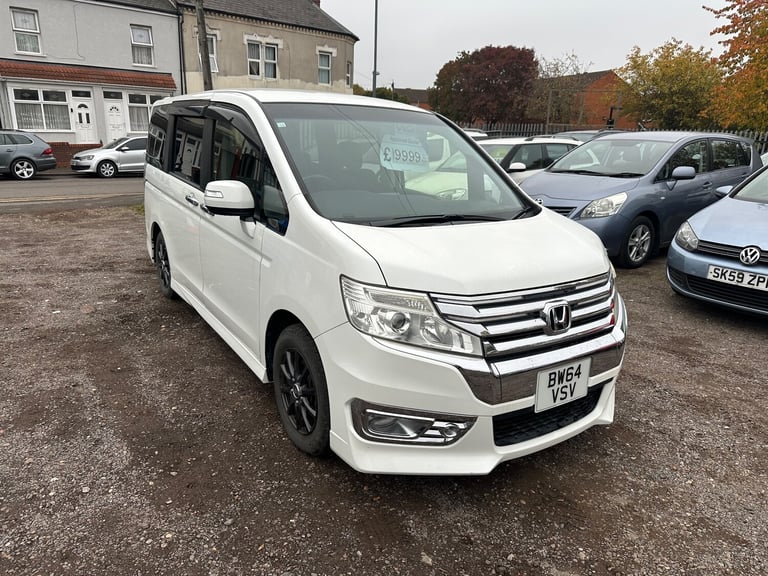 image for 2025 Honda Stepwagon Petrol