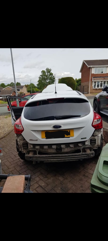 Breaking ford focus 1.0 eco boost 