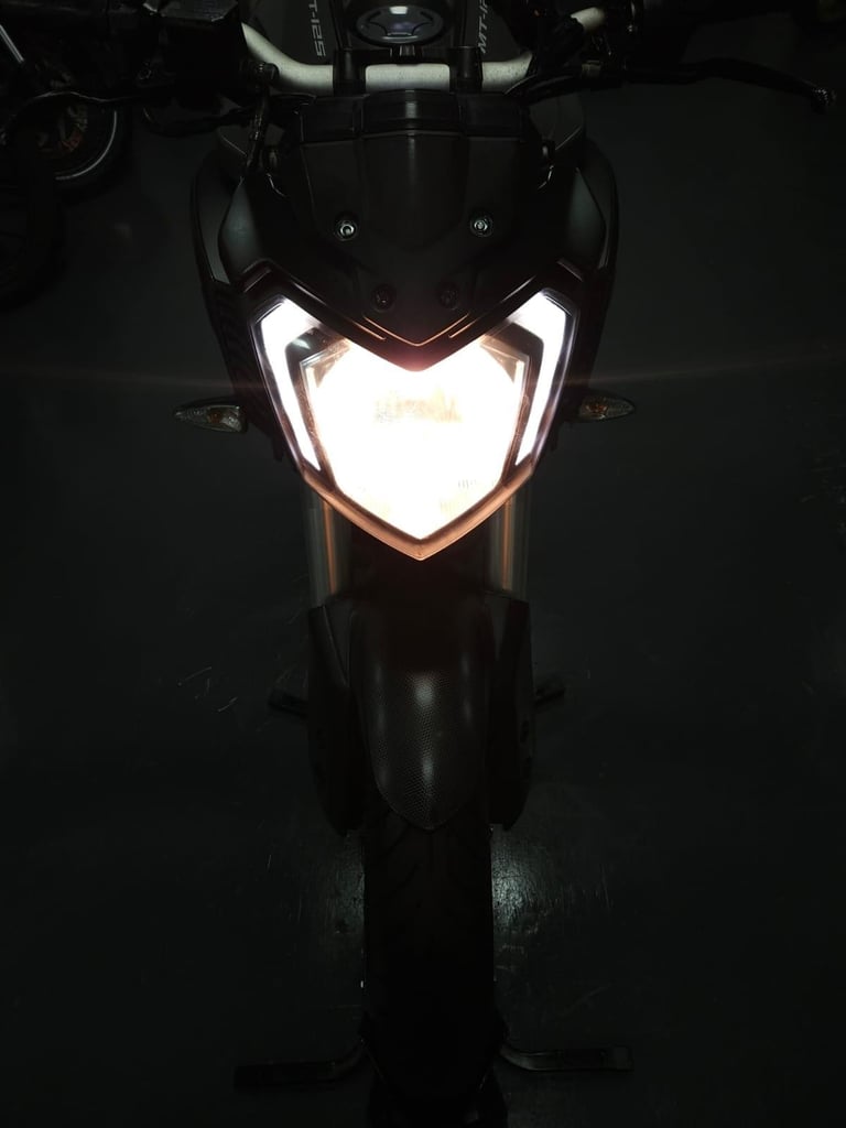 image for Yamaha MT 125 2015 Grey