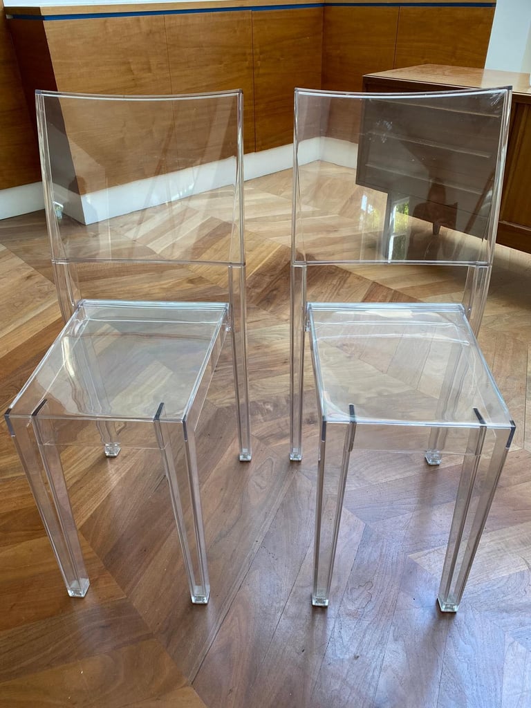 Set of 2 'La Marie’ clear chairs by Philippe Starck for Kartell 