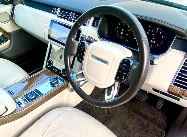 2019 Land Rover Range Rover 3.0 P400 MHEV Vogue SE Auto 4WD Euro 6 (s/s) 5dr ESTATE Petrol Automatic