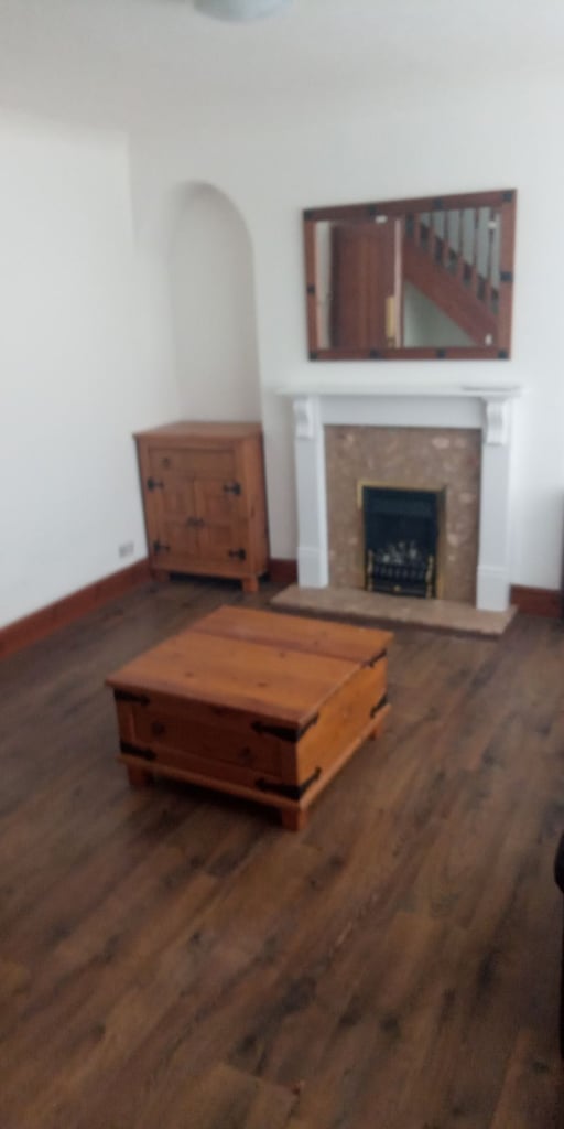 2 Bed Terraced House, Broadgate Avenue, NG9 2HE