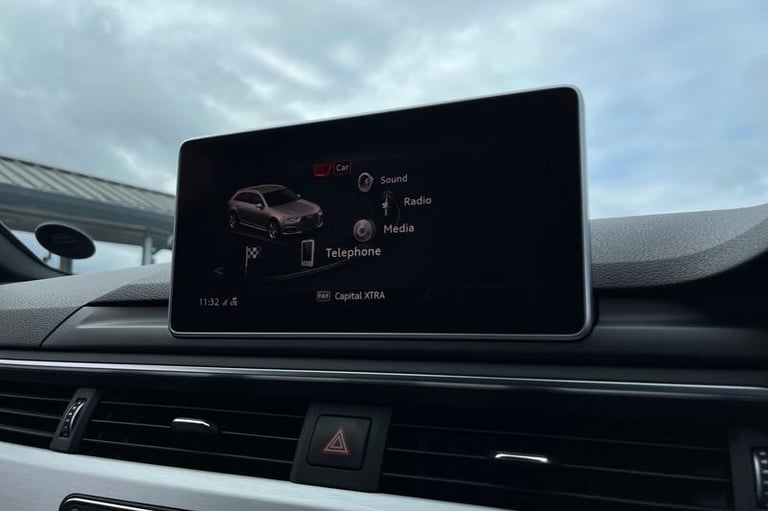 2019 Audi A4 40 TDI S Line 5dr S Tronic ** Paddle Shifters - Bluetooth / USB Connection Estate Di...