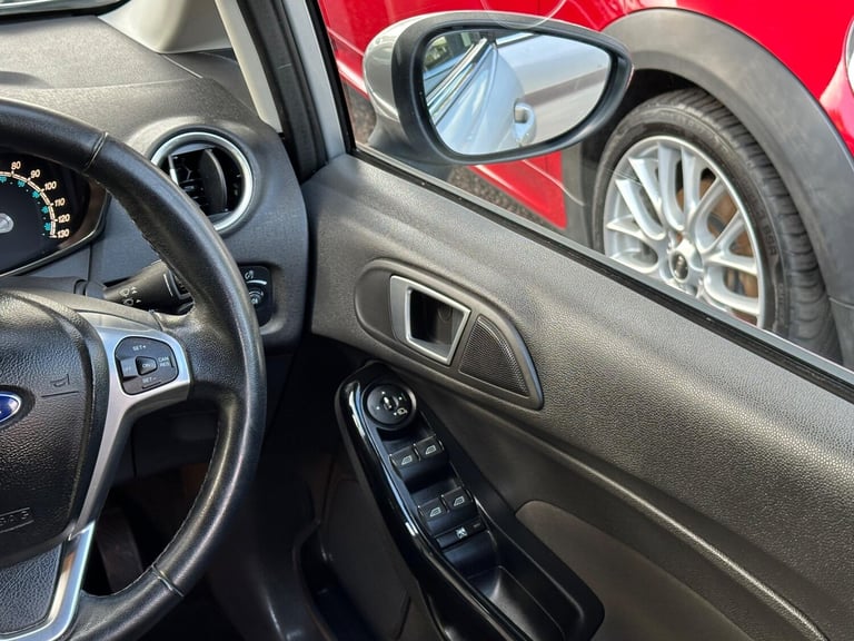 2014 Ford Fiesta 1.0T EcoBoost Titanium X Euro 5 (s/s) 5dr HATCHBACK Petrol Manual