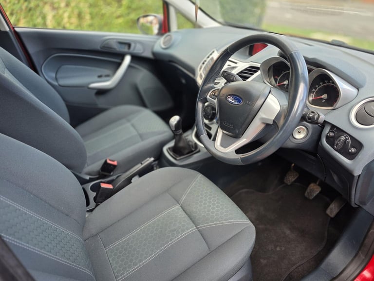 2011 Ford Fiesta 1.4 Zetec 5dr HATCHBACK PETROL Manual