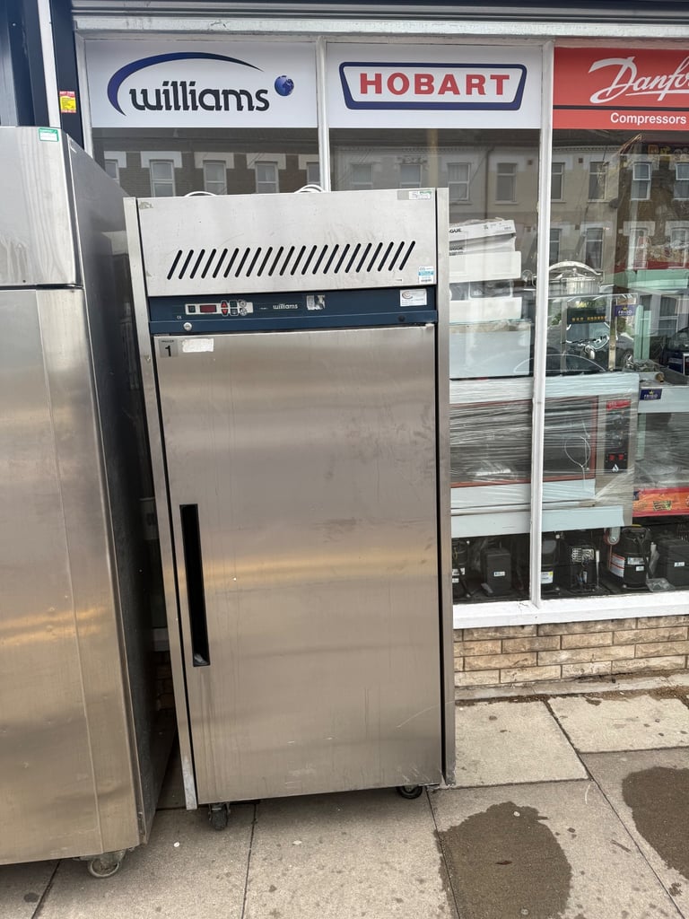 Commercial foster Williams fridge or freezer cafe shop restaurant 