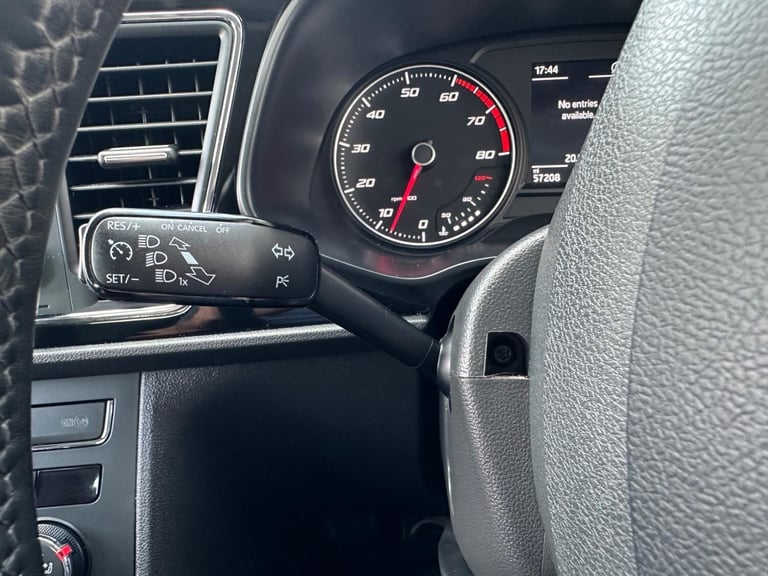 2015 SEAT Leon 1.2 TSI SE Sport Tourer Euro 6 (s/s) 5dr ESTATE Petrol Manual