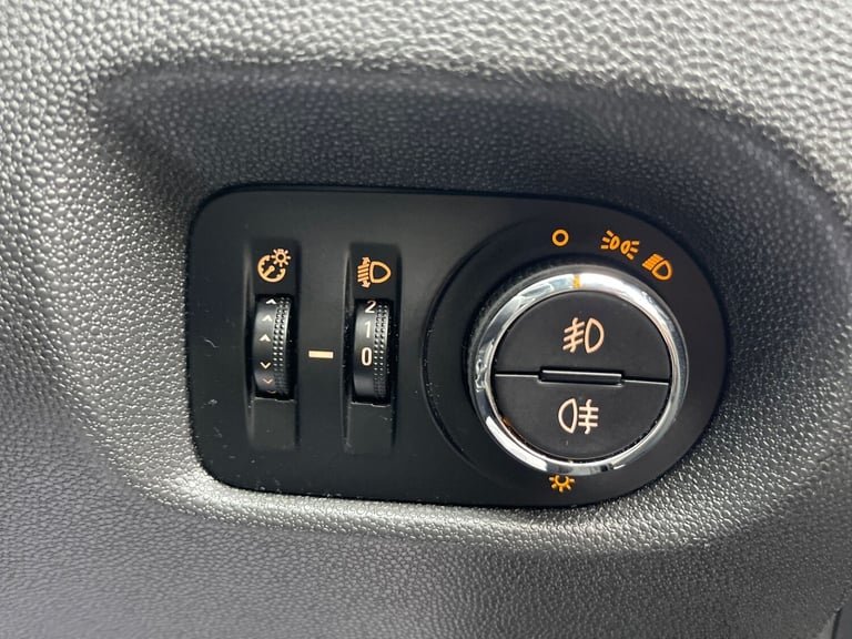 2013 VAUXHALL CORSA 1.4T BLACK EDITION**HPI CLEAR - LONG MOT - IDEAL FIRST CAR**