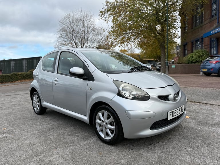 Toyota, AYGO, Hatchback, 2009, Manual, 998 (cc), 5 doors