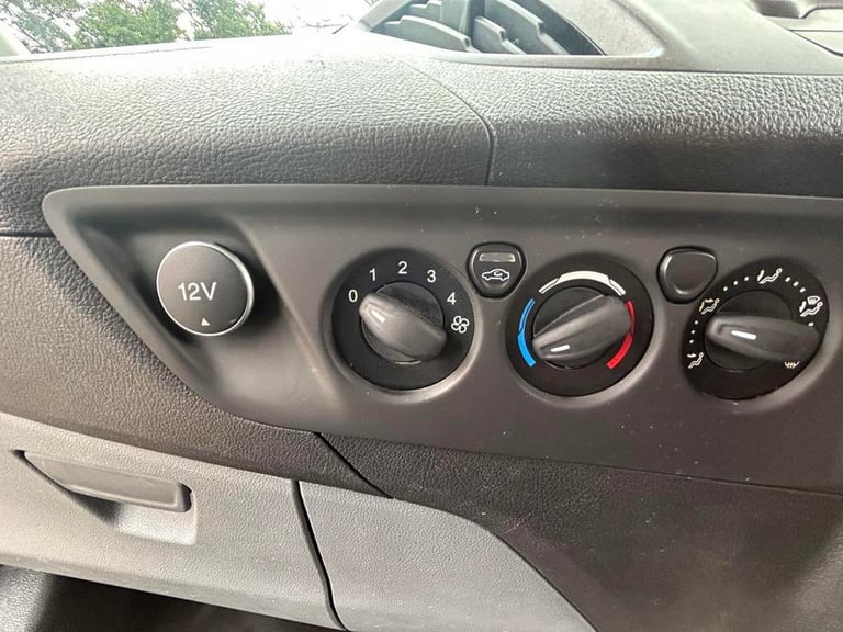 2018 Ford Transit Custom 2.0 TDCi 105ps Low Roof Van PANEL VAN DIESEL Manual