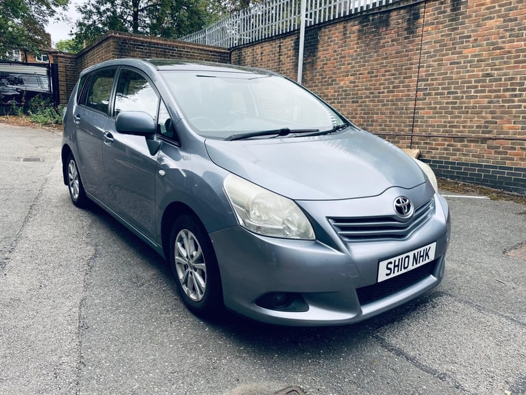 2010 Toyota Verso 1.6 V-matic TR 5dr MPV Petrol Manual