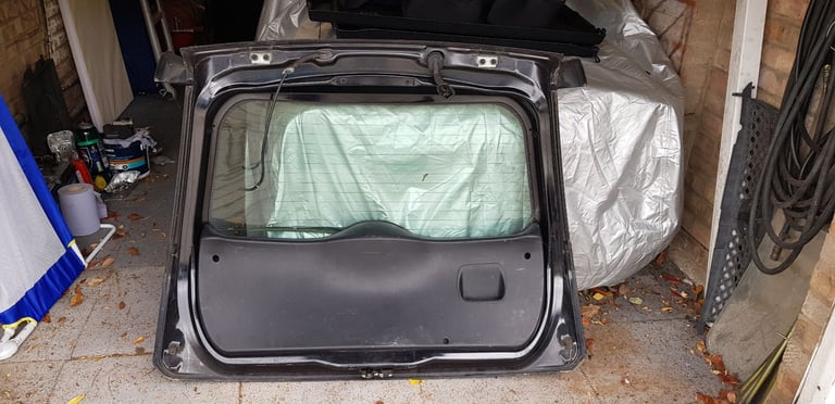image for Fiesta mk6 tailgate