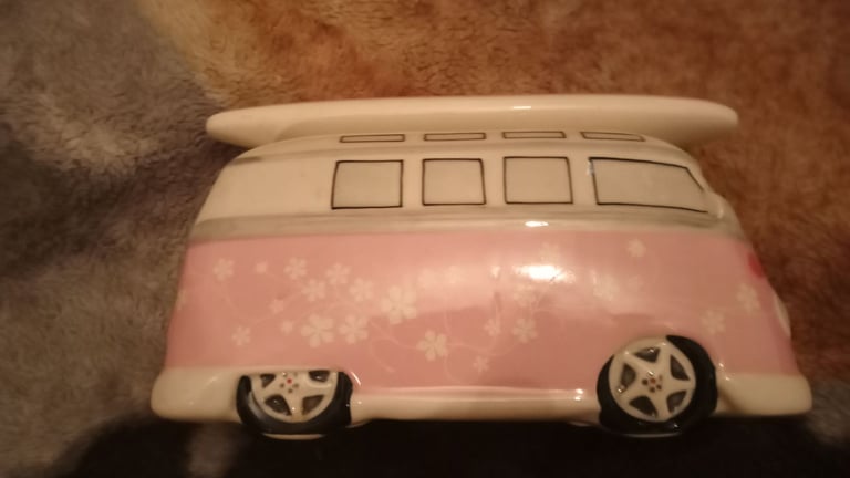 image for Money box ceramic new never used £10