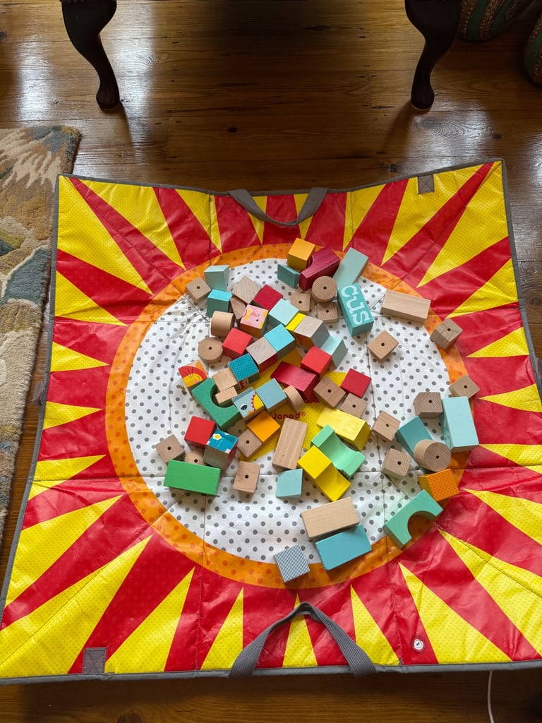 Job lot. 6 x Wooden set of toys for creative, educational play!