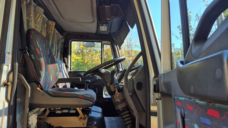 IVECO CRG 75e15 7.5t Horsebox